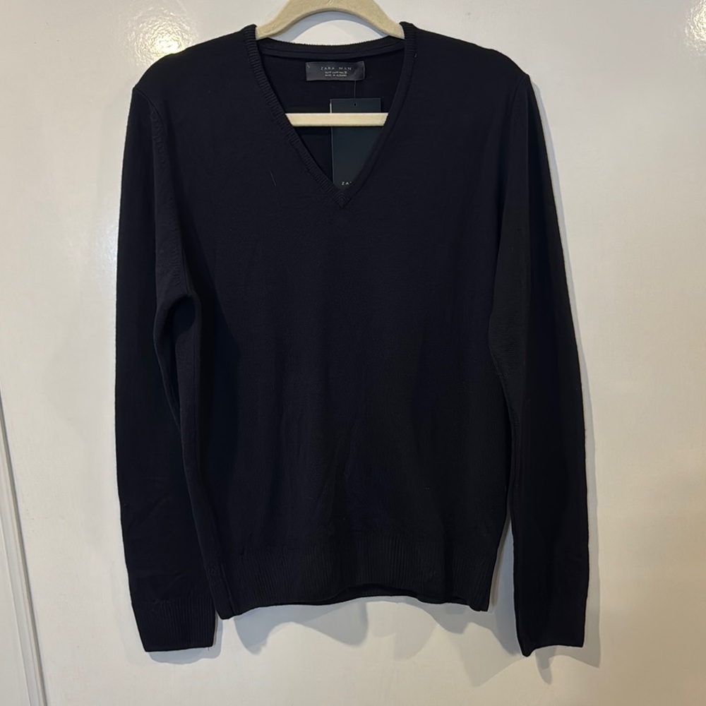 NWT Zara Black V-Neck Sweater Classic Knit